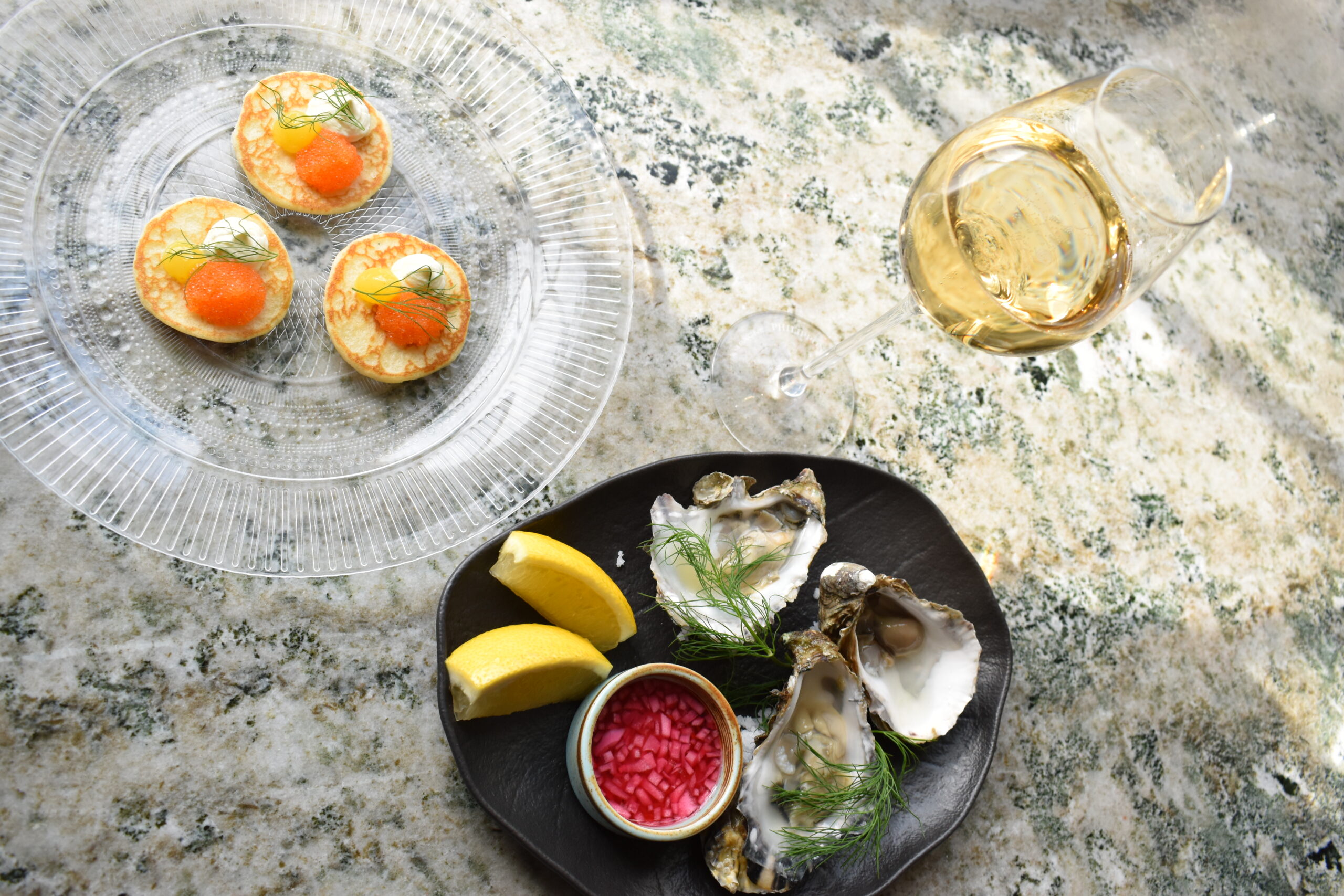 9. F&B. Introduktion. Kök, Matsal, Bar